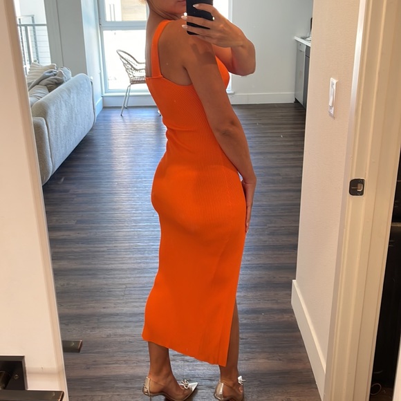 ZARA ORANGE KNIT DRESSS - Picture 3 of 7